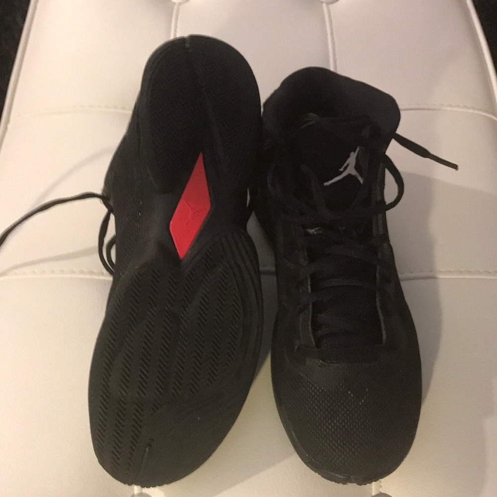 Air Jordan - Picture 2 of 3